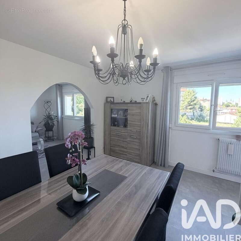 Photo 2 - Appartement à MARSEILLE-11E