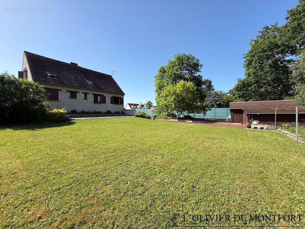 Maison à MONTFORT-L'AMAURY