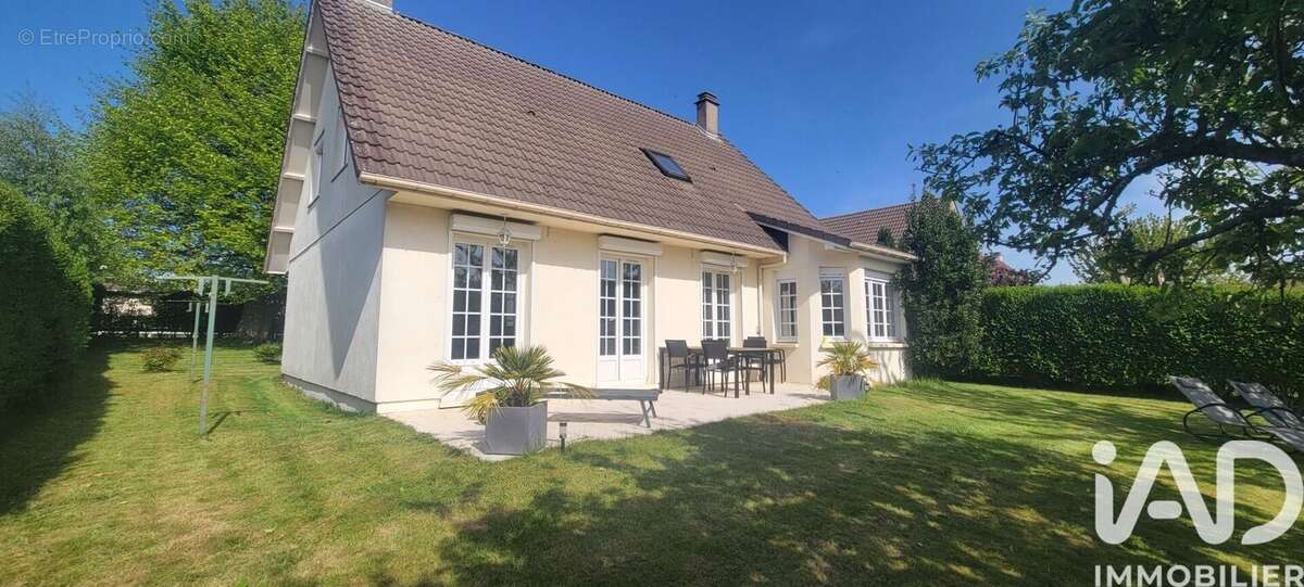 Photo 3 - Maison à LE MESNIL-ESNARD