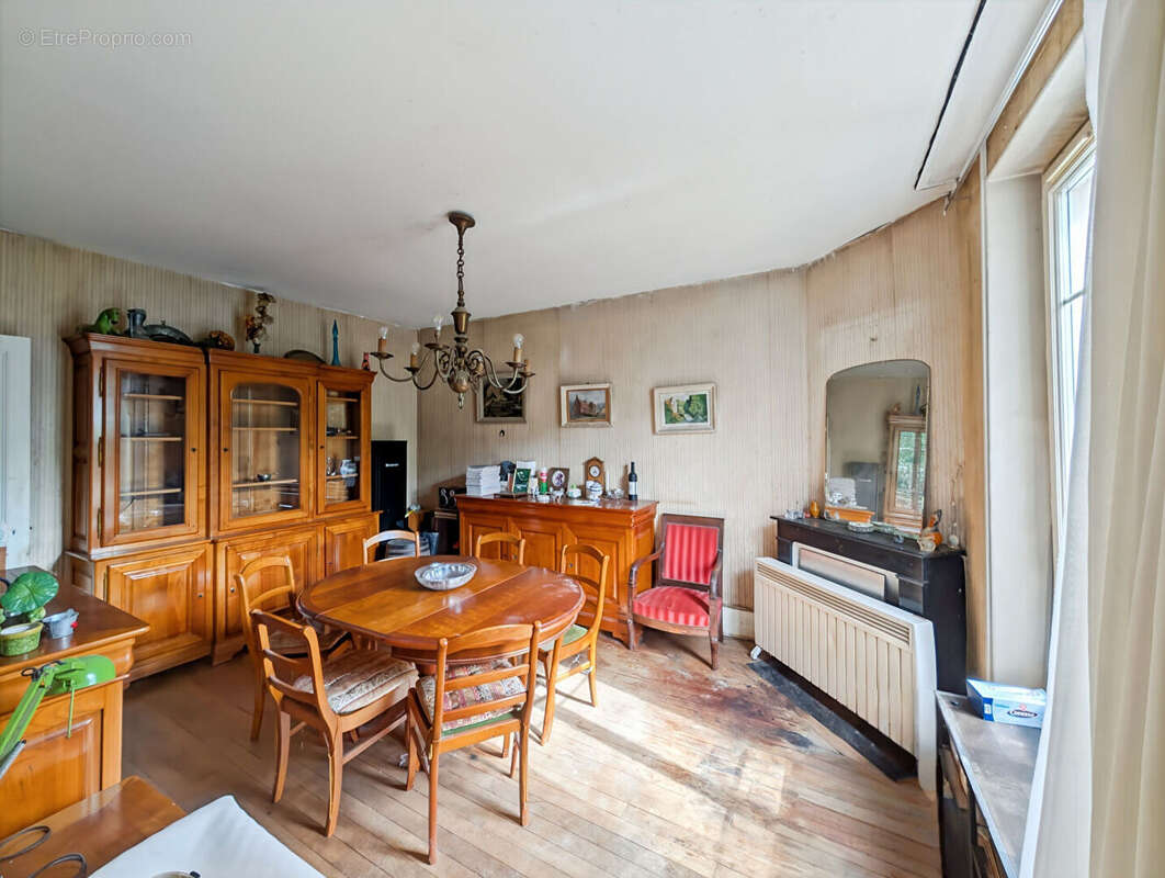 Maison à MONTGERON