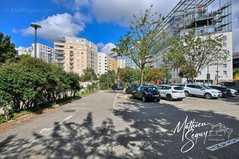 Appartement à CALUIRE-ET-CUIRE