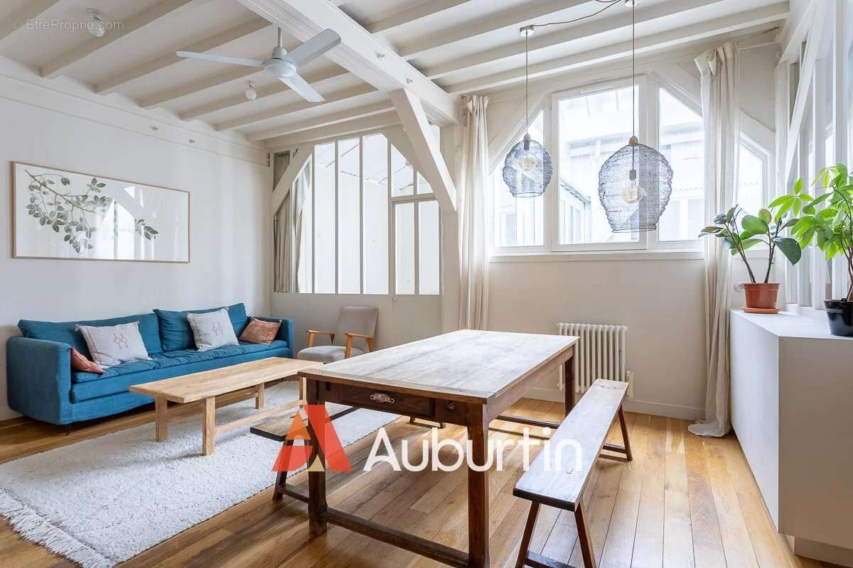 Appartement à PARIS-18E