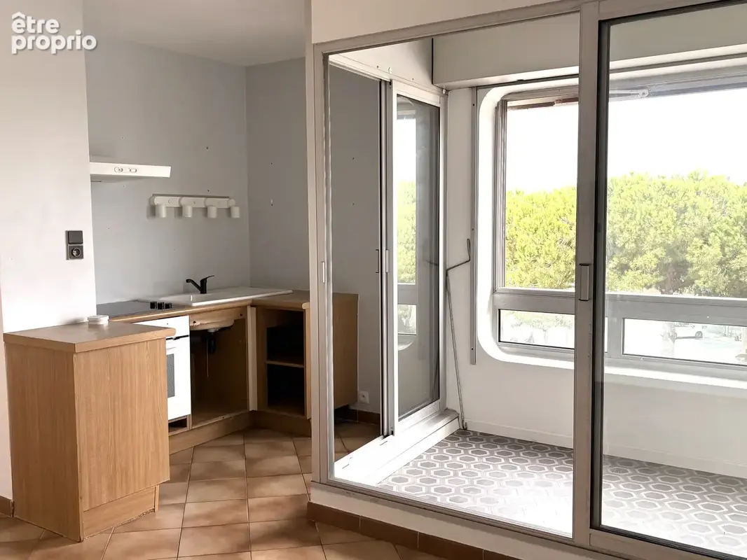 Carnon port , trés joli studio cabine de 30 m2 habitables + terrasse-loggia 4 m2 - photo 3