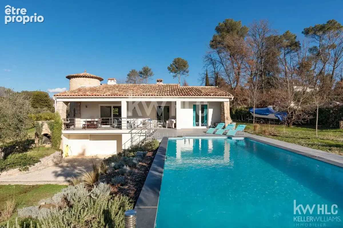 Maison à ROQUEFORT-LES-PINS
