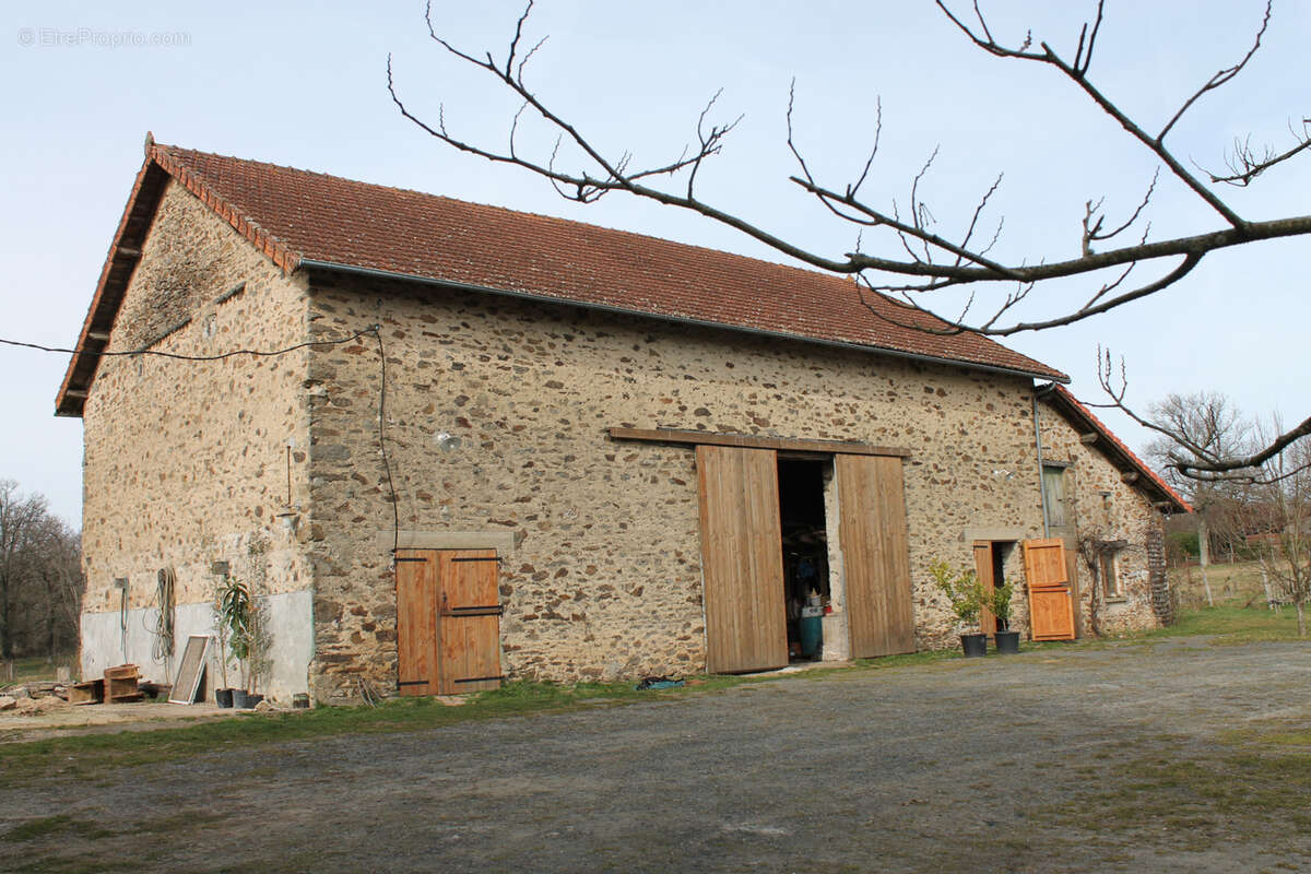Maison à CHAMPSAC