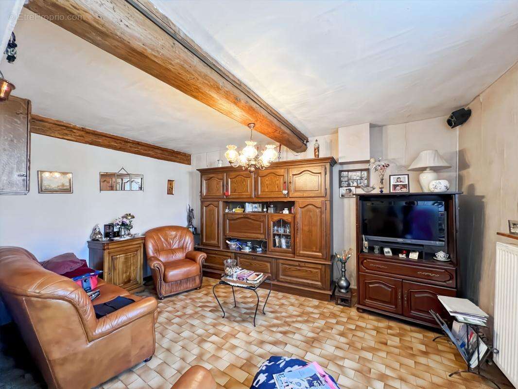 Maison à LIVRON-SUR-DROME