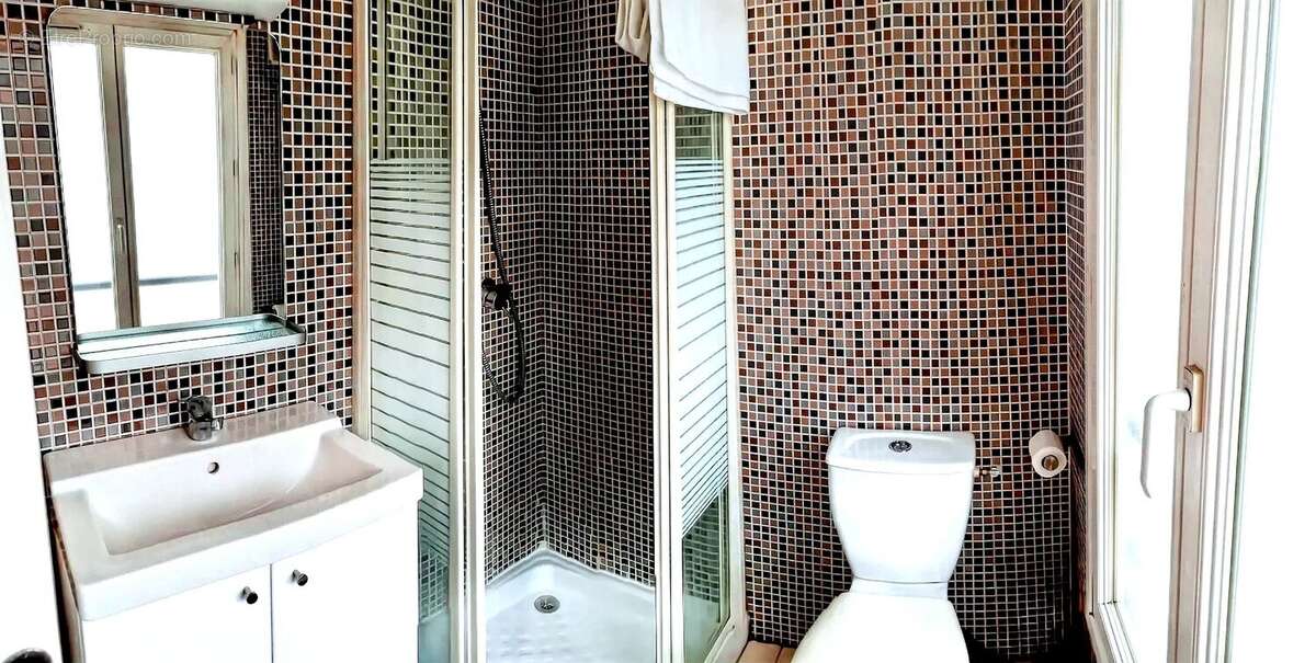 Appartement à PARIS-7E