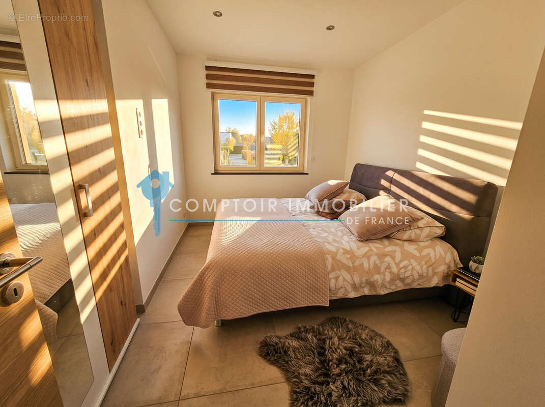 VILLA INDIVIDUELLE  terrasse piscine terrain clos. - photo 15