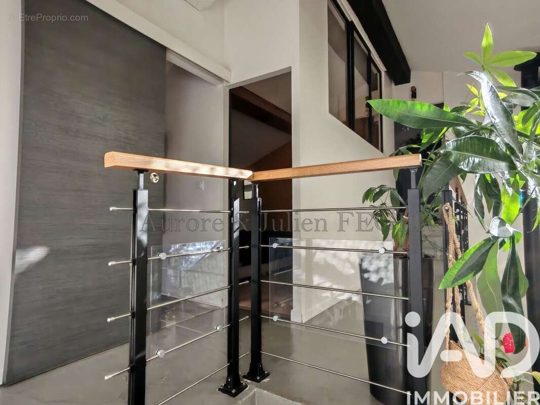 Photo 8 - Maison à TROUILLAS