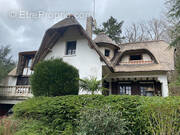Maison à LES MESNULS