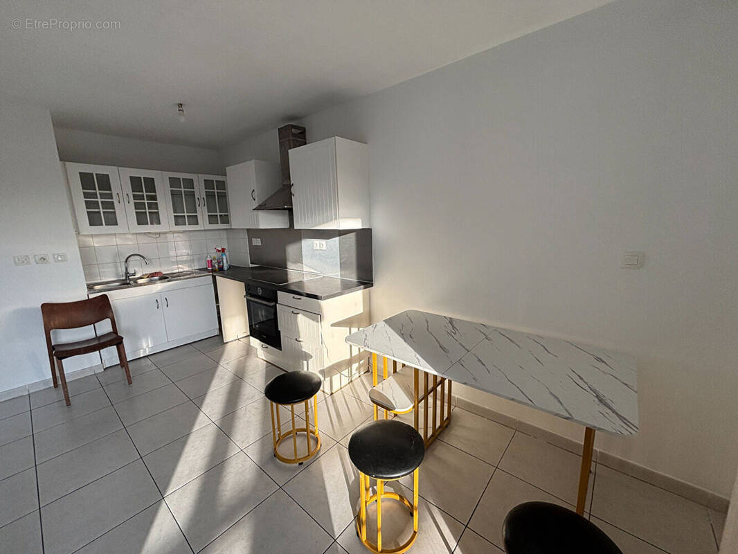 Appartement à MARSEILLE-14E