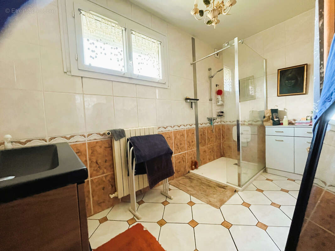 Maison à MESCHERS-SUR-GIRONDE