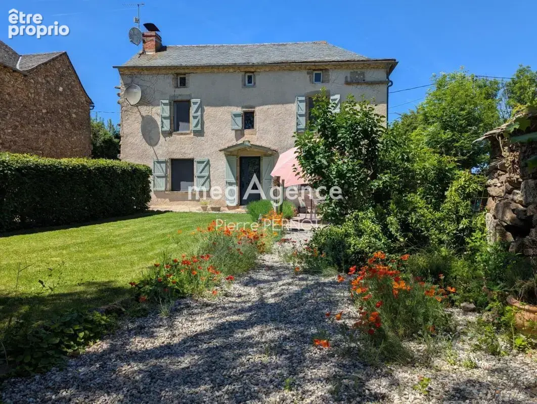 Maison à SAINT-MARTIN-LAGUEPIE