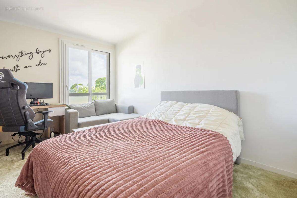 Appartement à SAINT-MAUR-DES-FOSSES