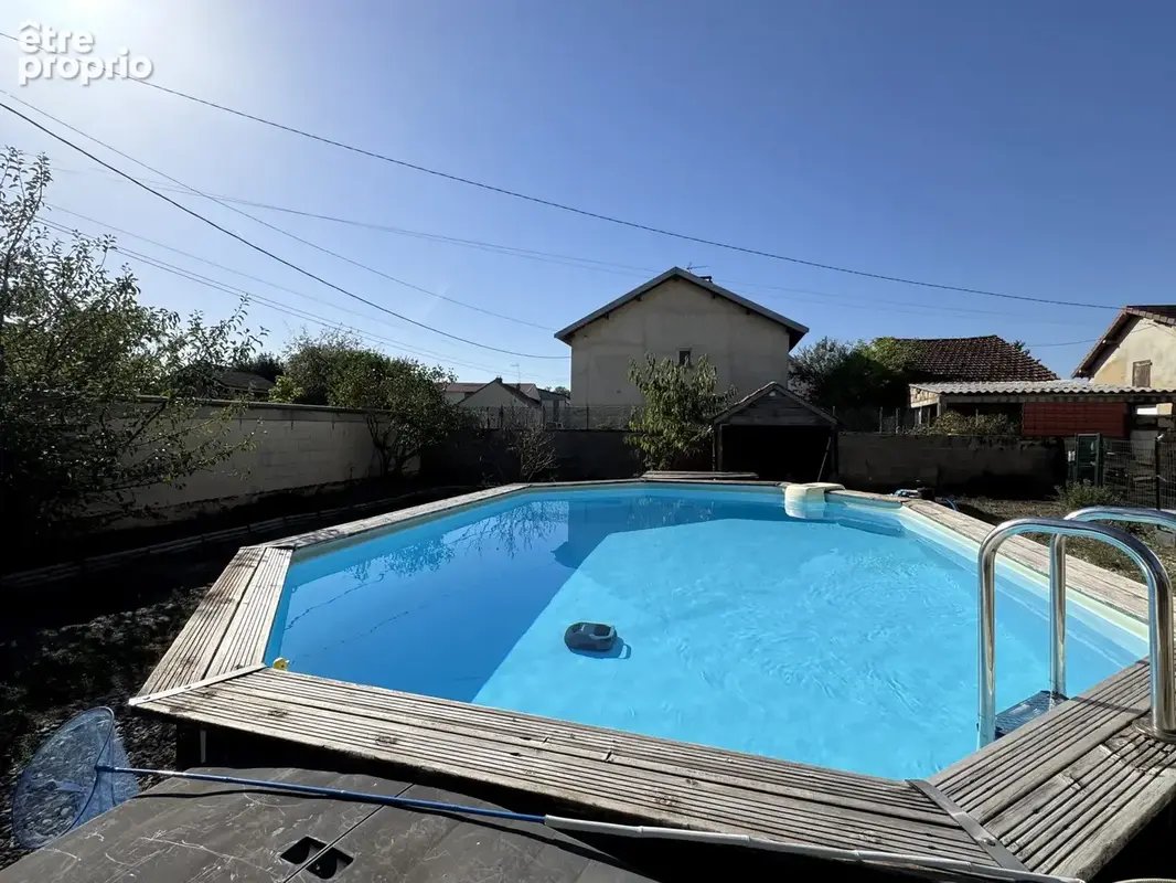 Maison 10 pièces 255 m² à vendre à Chaussin (39120) - photo 2