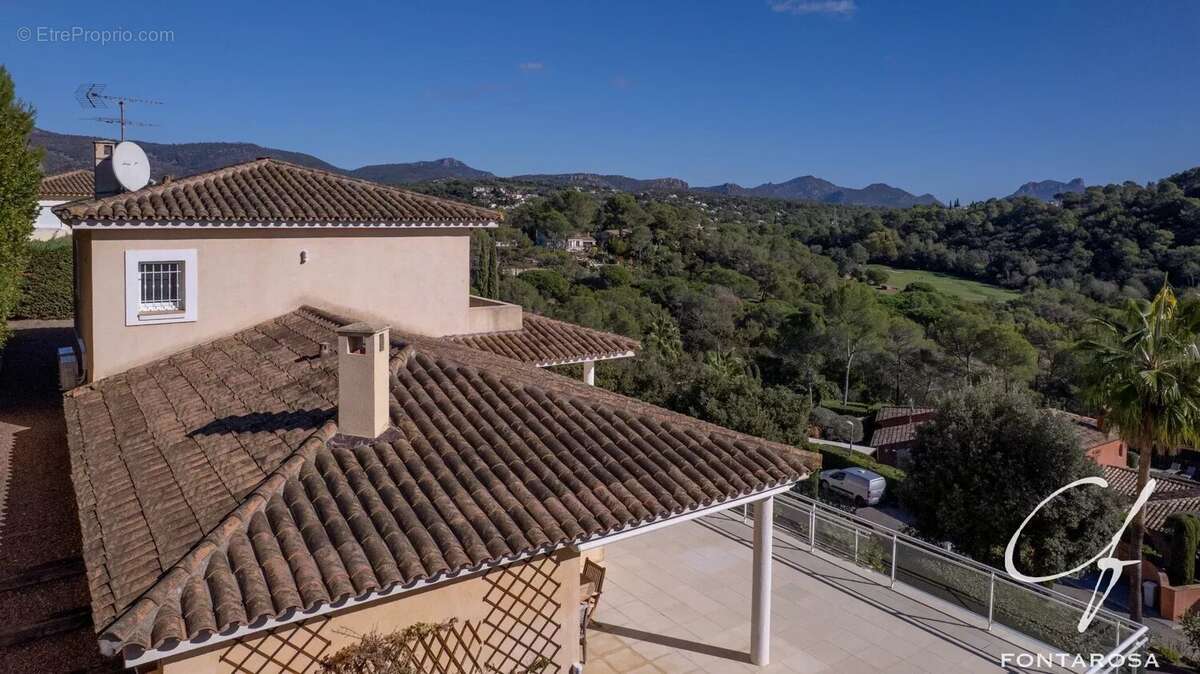 Maison à SAINT-RAPHAEL