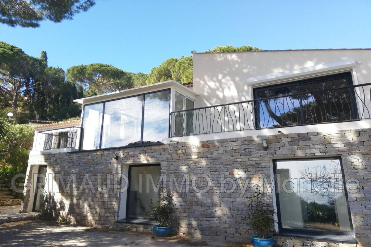 Maison à LES ISSAMBRES