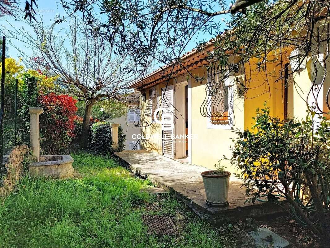 Appartement à MONTAUROUX