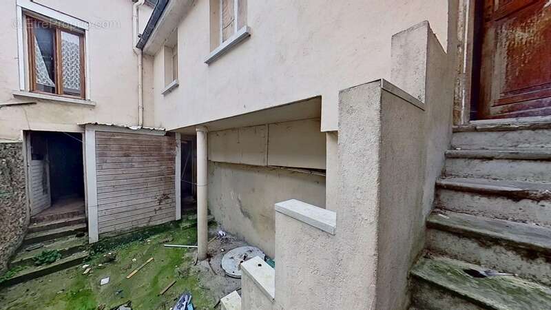 Maison à MONTMIRAIL