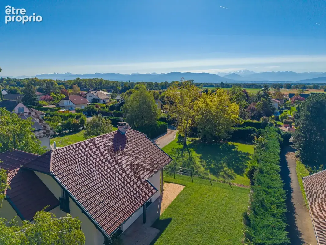 EXCLU à CESSY, villa individuelle T6 avec jardin, garage et vue - photo 29