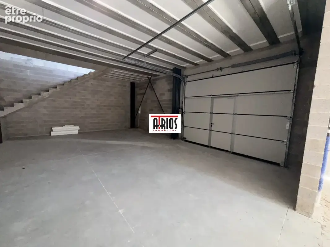 Commerce 240 m² à vendre à Tourves (83170) - photo 6