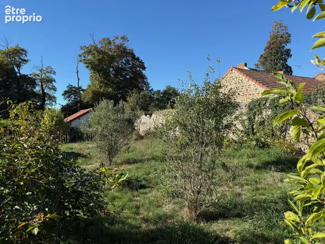 Auv 1234 : Maison rénovée avec jardin et garage à Marcillat, 641m2 - photo 6