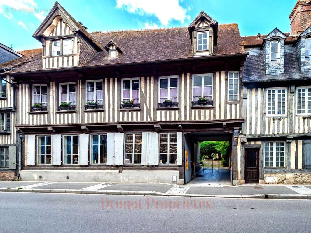 Maison à PONT-L'EVEQUE