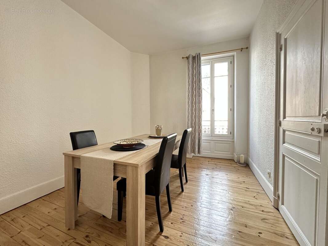 Appartement à CHATELGUYON
