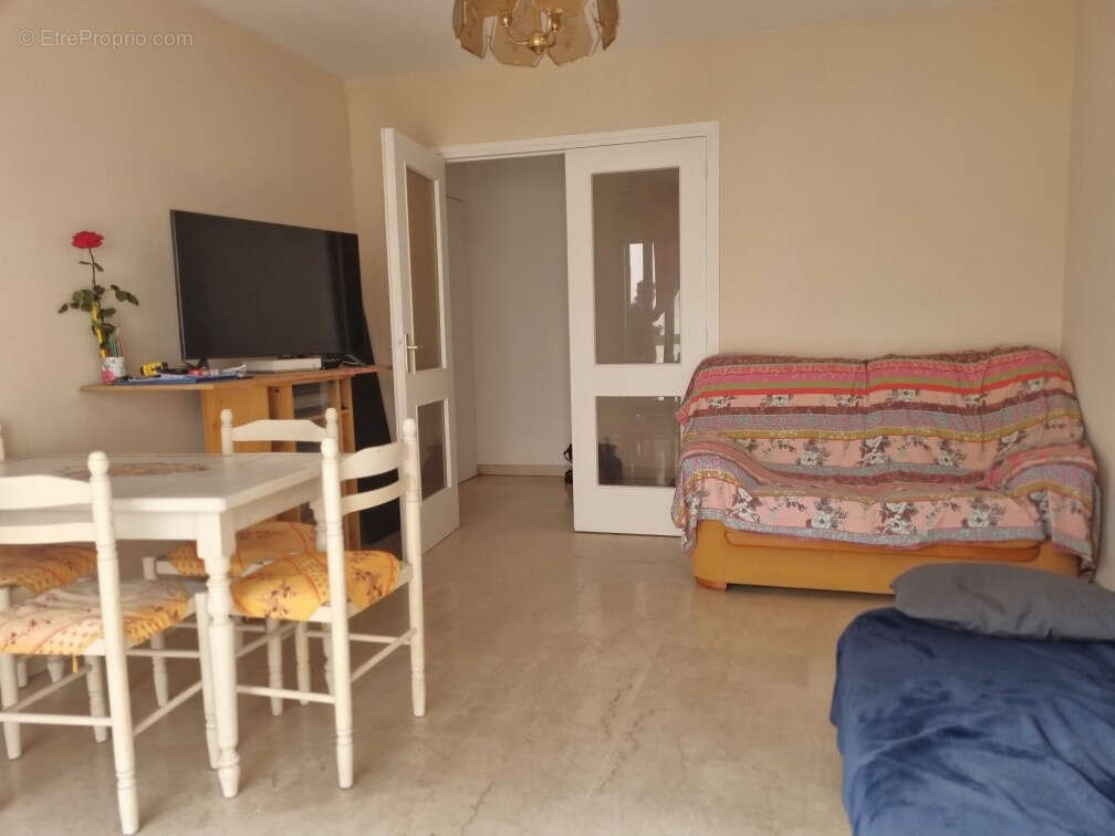 Appartement à FONTAINES-SUR-SAONE