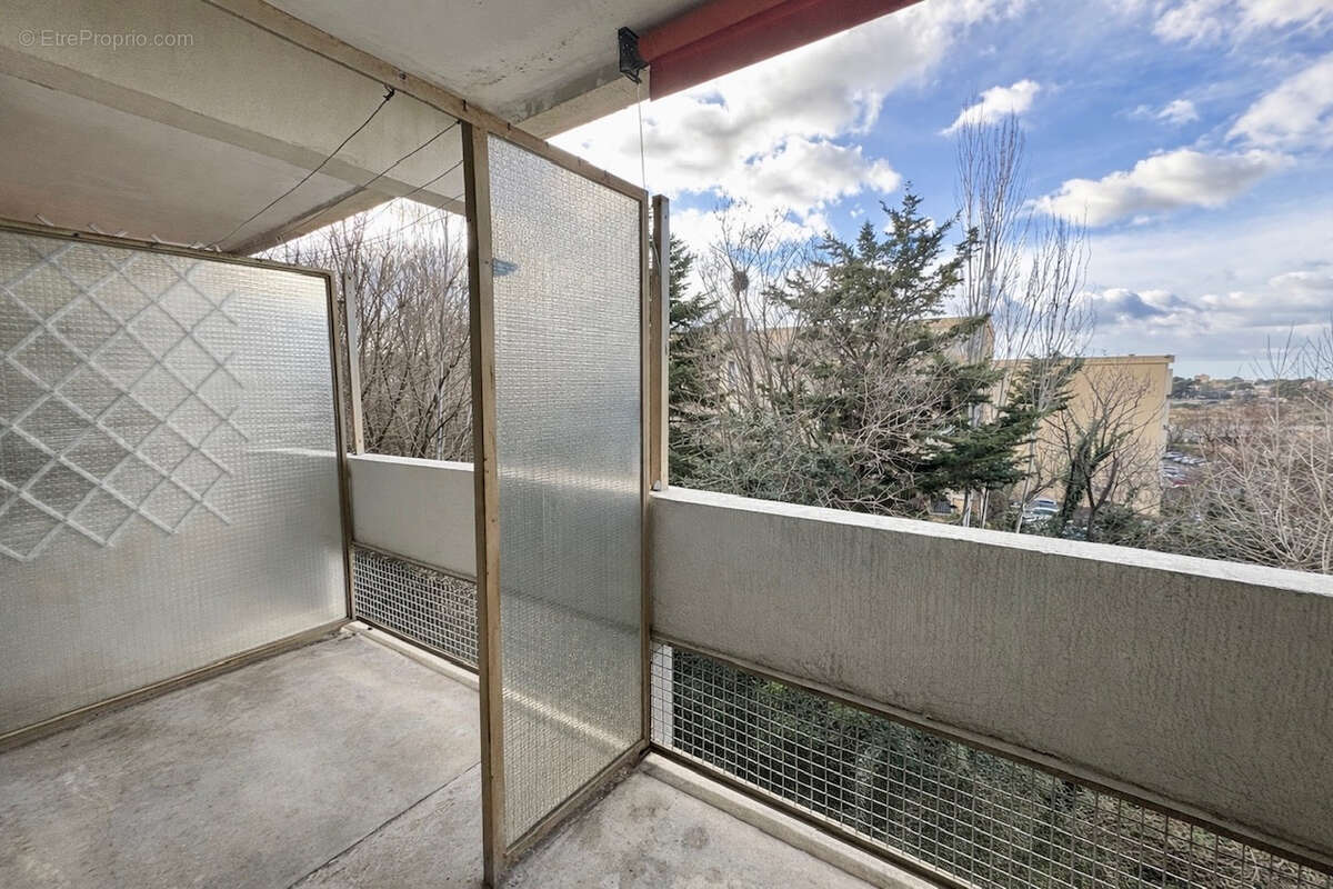 Appartement à MARSEILLE-12E