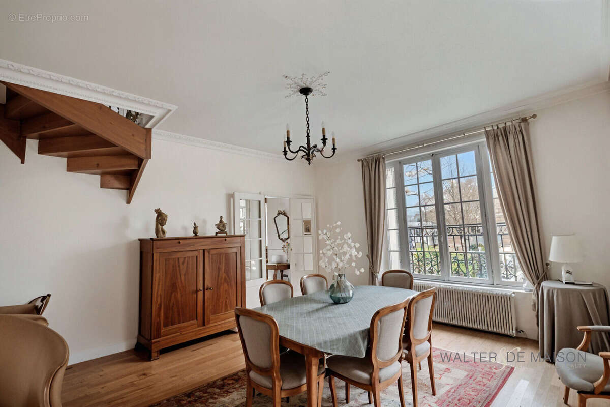 Maison à SAINT-REMY-LES-CHEVREUSE