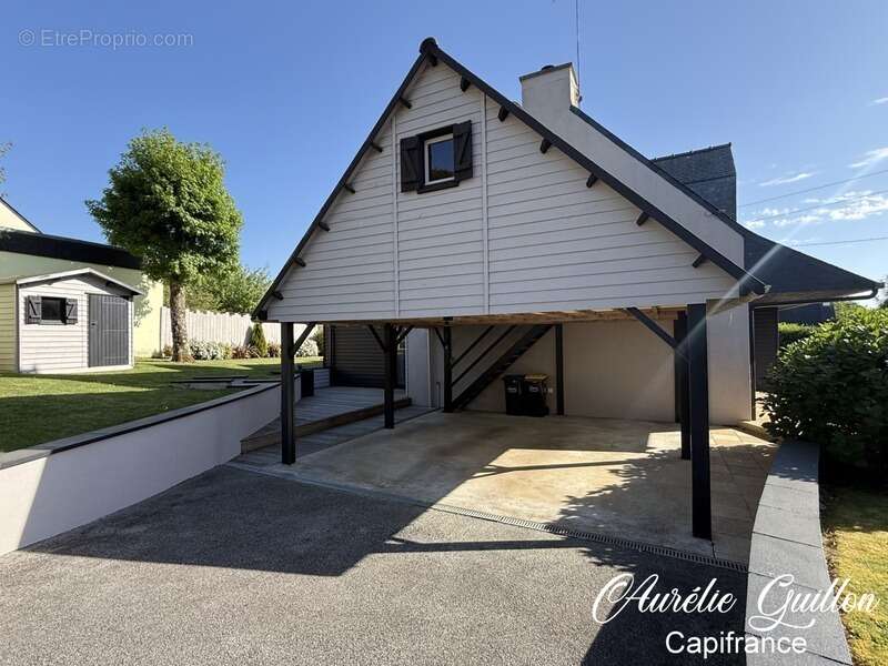 Maison à LA CHAPELLE-CARO
