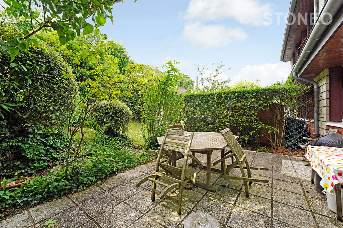 Maison à VILLE-D&#039;AVRAY