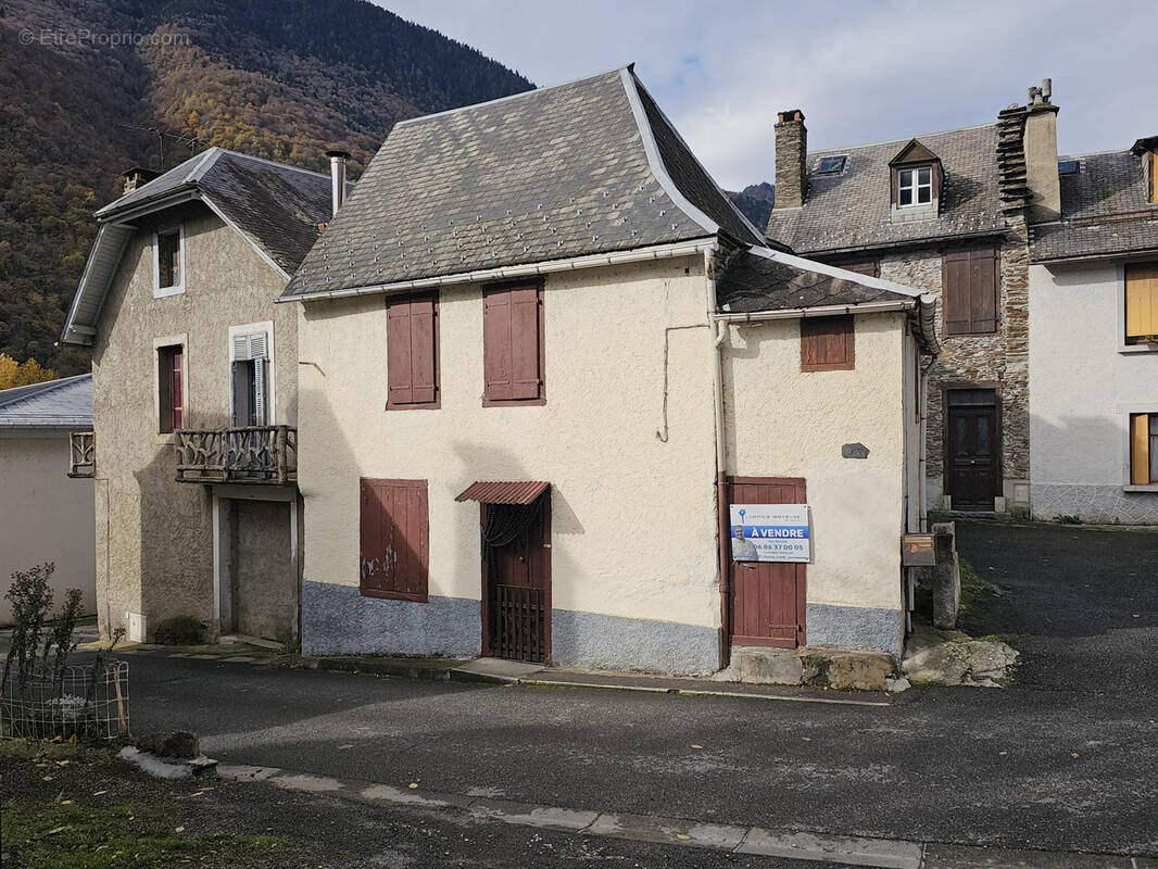Maison à FOS