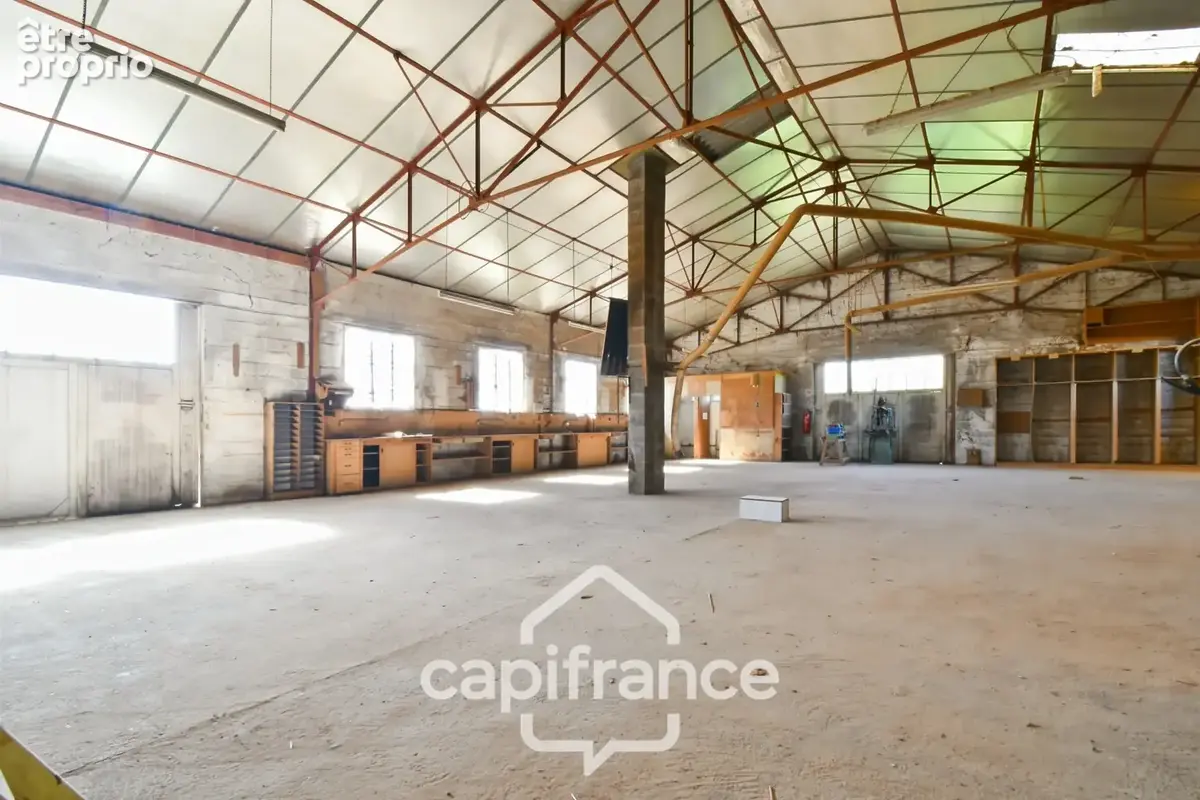 Maison à vendre  COURCELLES (17), 140m²habitables, 7 pièces sur 4800m² de terrain avec nombreuses dépendances - photo 7