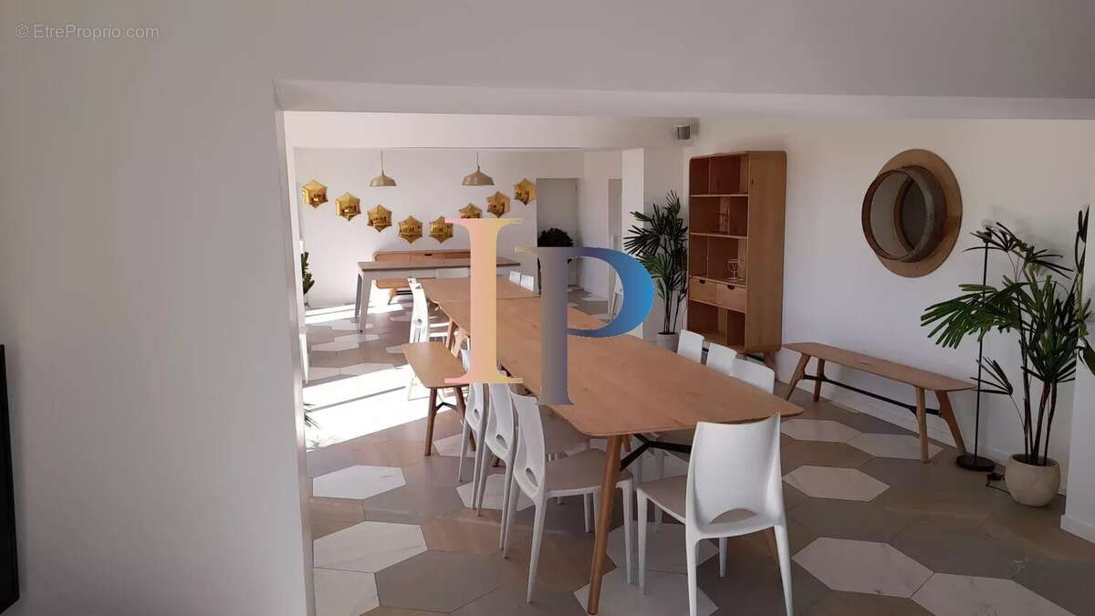 Maison à LA CLAYETTE