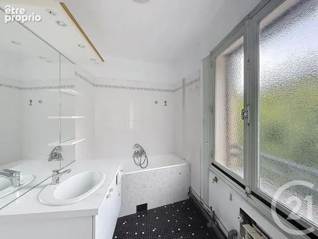 Appartement 79 m² à Sens  - photo 16