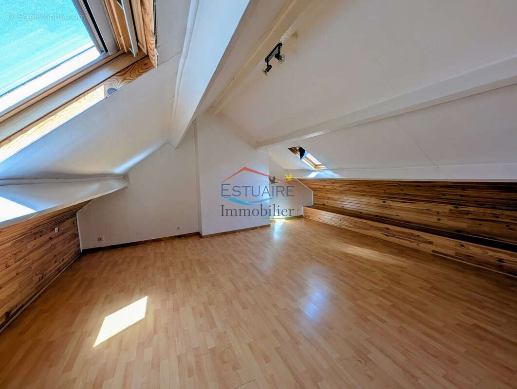 Maison 82 m² à Saffre  - photo 6