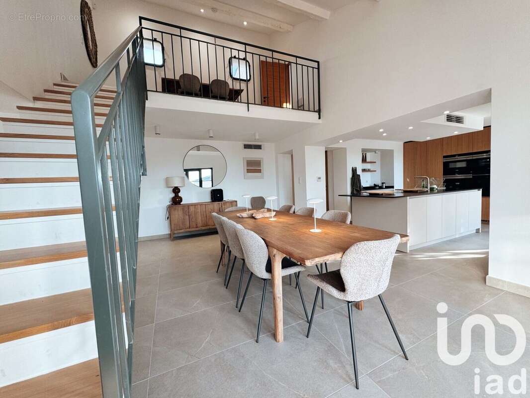 Photo 8 - Maison à LES ISSAMBRES