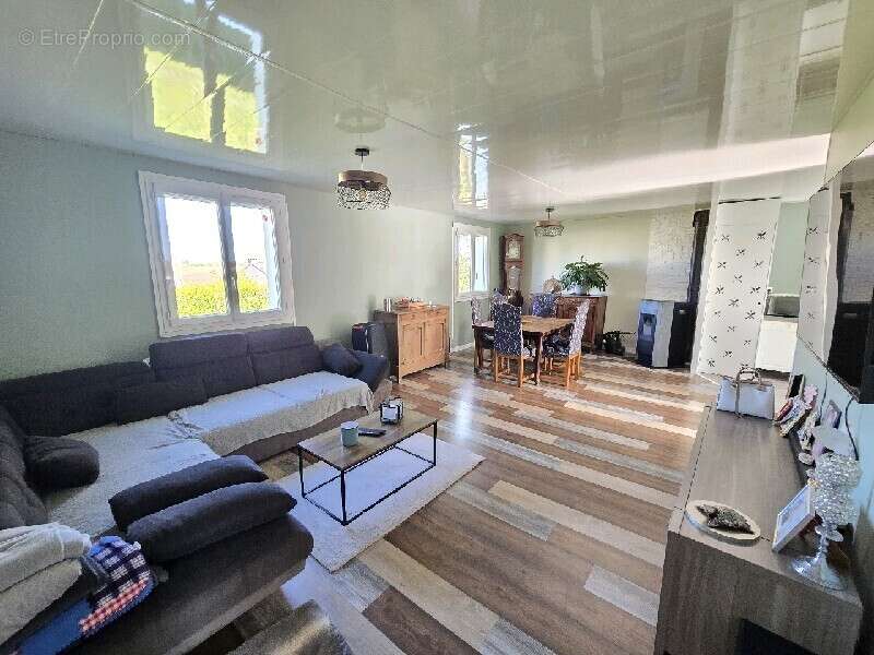 Maison à NONANCOURT