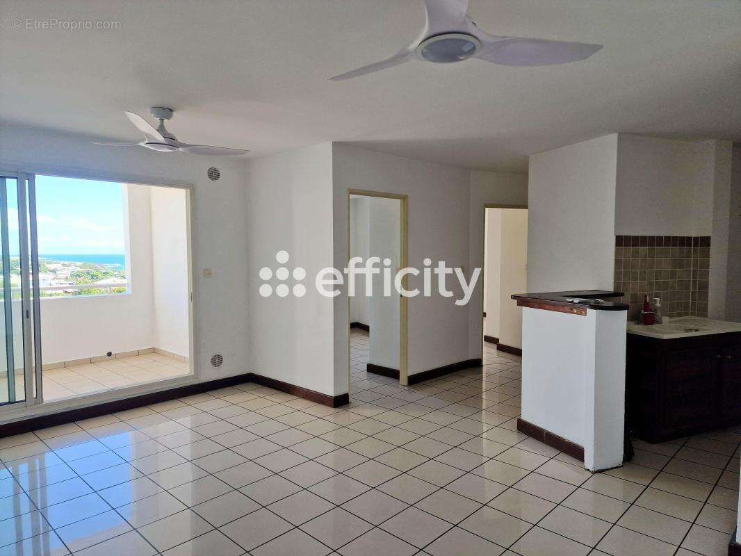 Appartement à SAINTE-MARIE