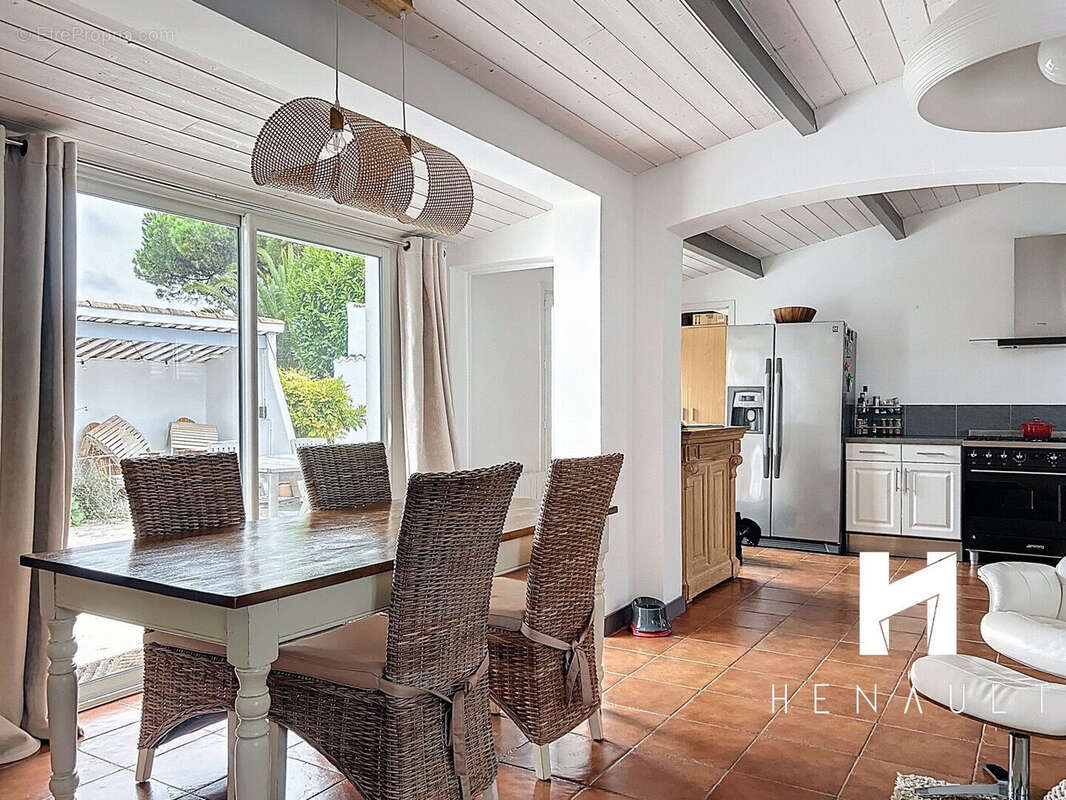 Maison à SAINT-MARTIN-DE-RE