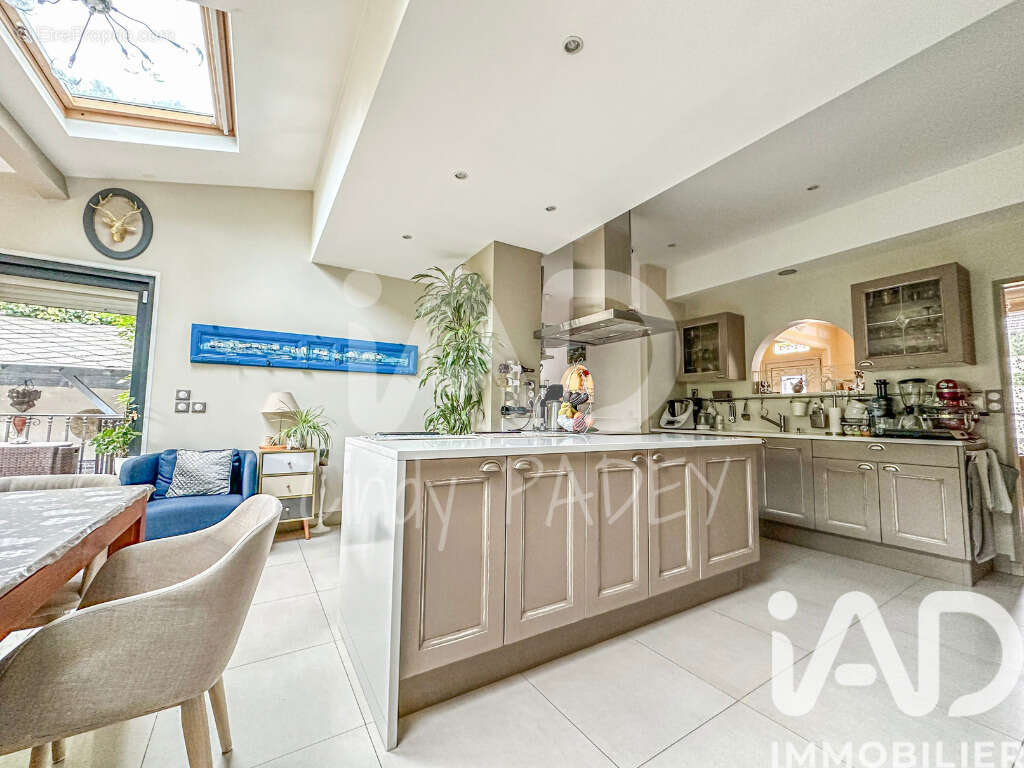 Photo 8 - Maison à LIVRY-GARGAN