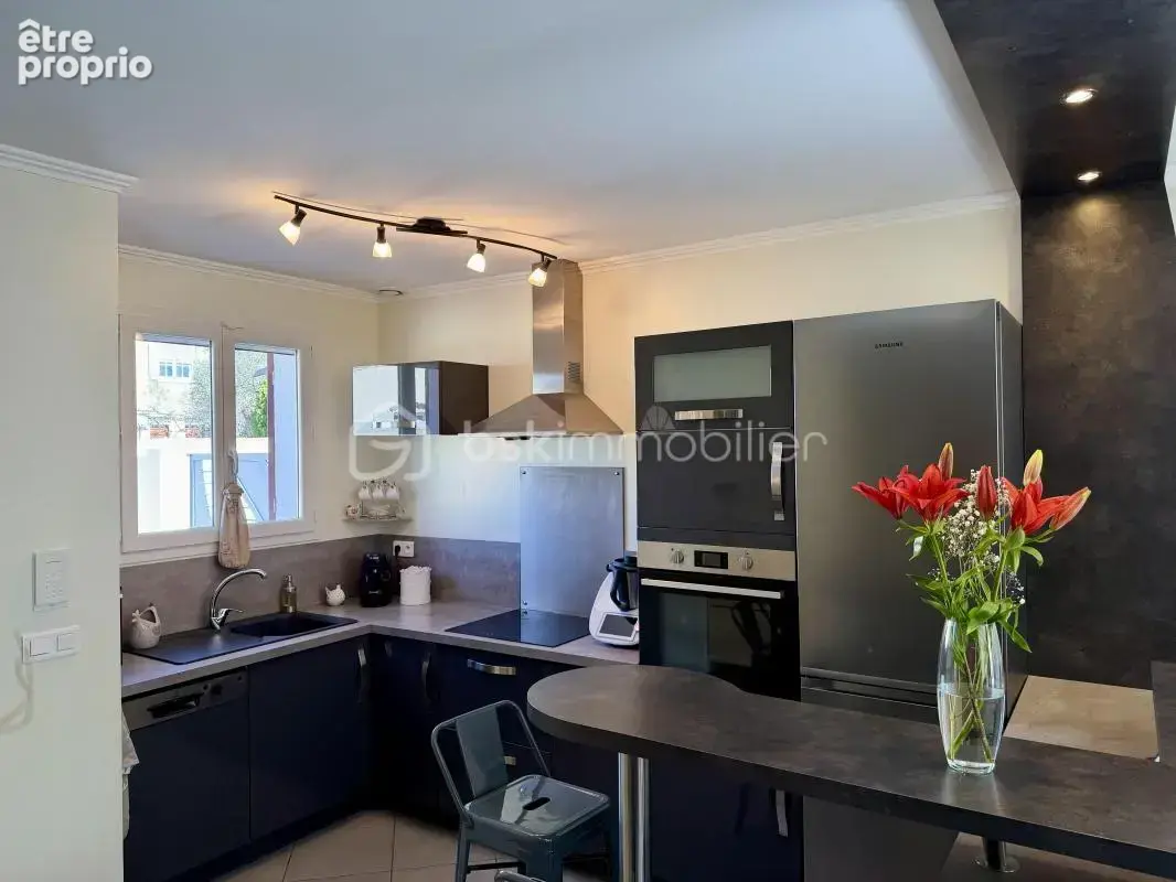 Maison T4 duplex – Garage 50 m² – Jardin – 300 m² terrain – Salon-de-Provence - photo 6