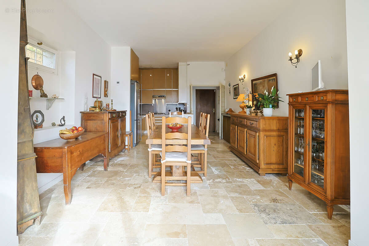 Appartement à HYERES