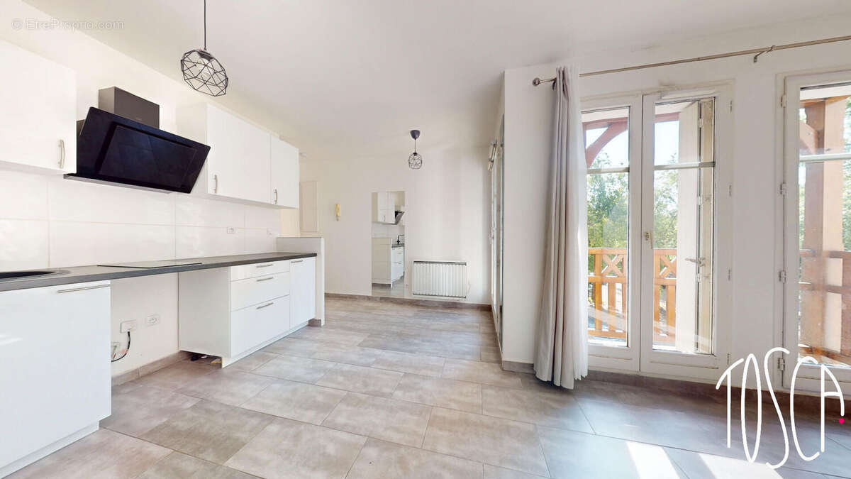 Appartement à THIAIS