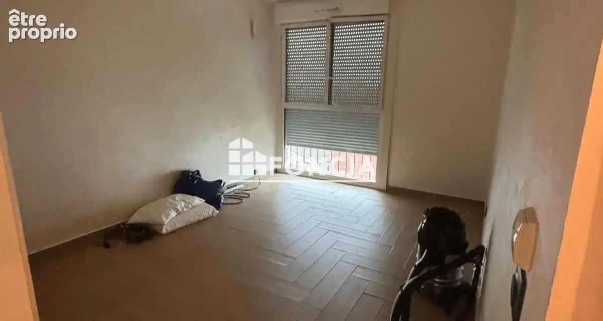 Appartement 4 pièces avec balcon, parking et cave - photo 4