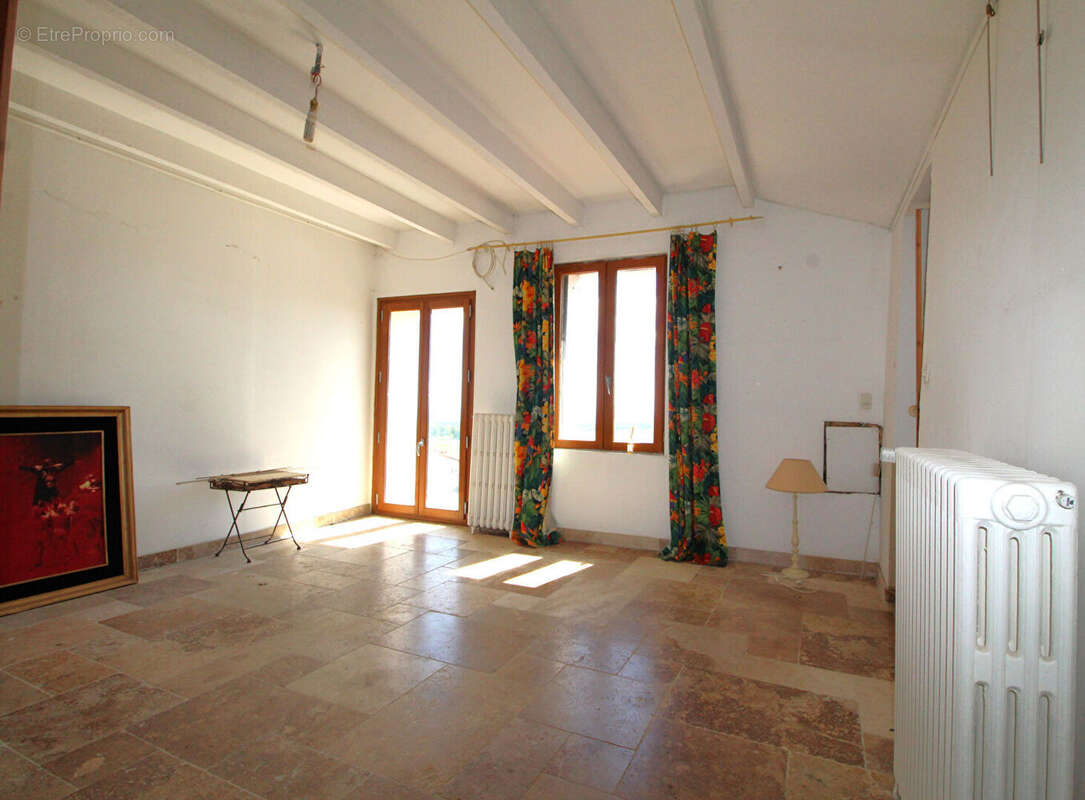 Maison à FLAVIGNEROT