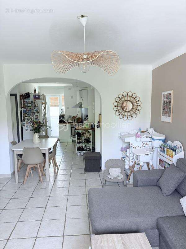 Appartement à SALON-DE-PROVENCE
