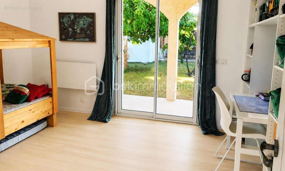 Maison de plain pied avec T1 d'une surface habitable de 192 m2 sur 1 422 m2 terrain à Saint-Pandelon - photo 11